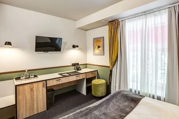 Comfort Tek Büyük veya İki Ayrı Yataklı Oda