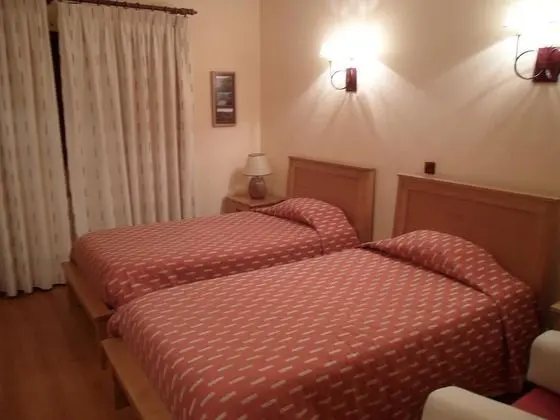 Üç Kişilik Oda