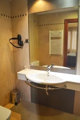 Standard Tek Büyük veya İki Ayrı Yataklı Oda