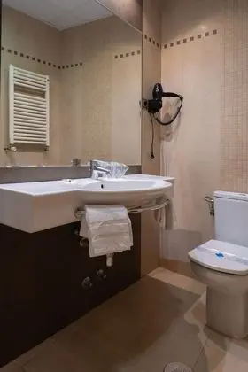 Standard Tek Büyük veya İki Ayrı Yataklı Oda