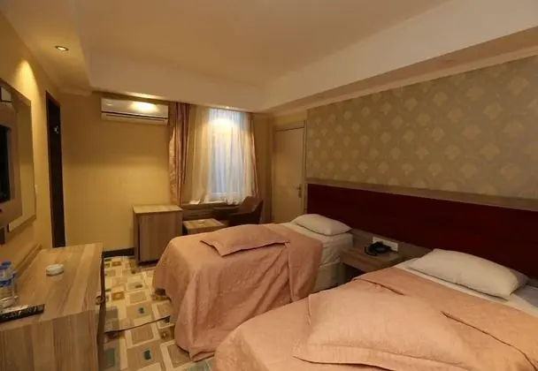 Standard Üç Kişilik Oda, Deniz Manzaralı