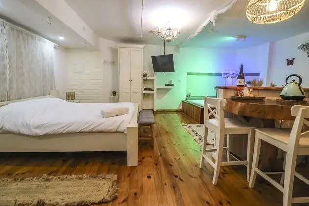 Villa, Vadi Manzaralı