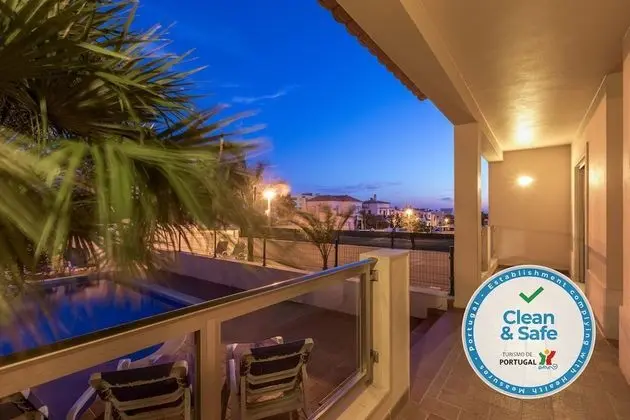 Villa, 5 Yatak Odası, Şömine