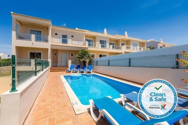 Villa, 5 Yatak Odası, Şömine