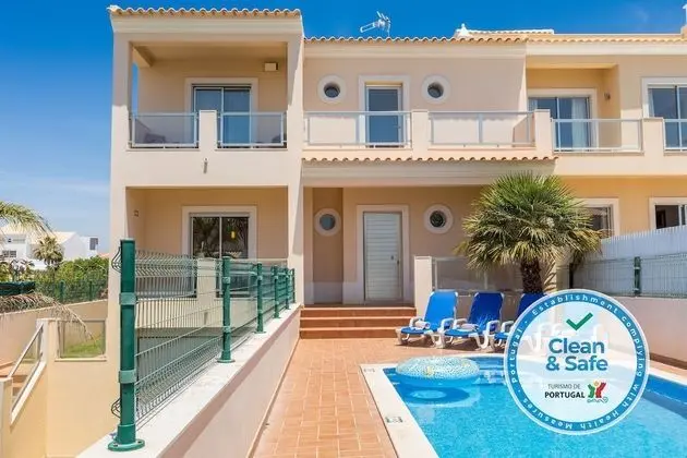 Villa, 5 Yatak Odası, Şömine