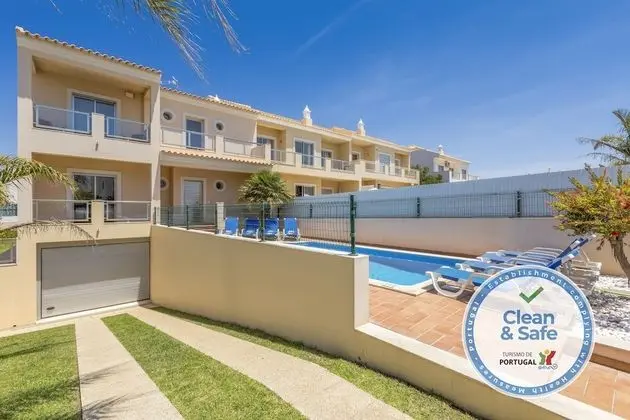 Villa, 5 Yatak Odası, Şömine