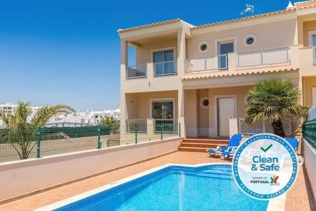 Villa, 5 Yatak Odası, Şömine