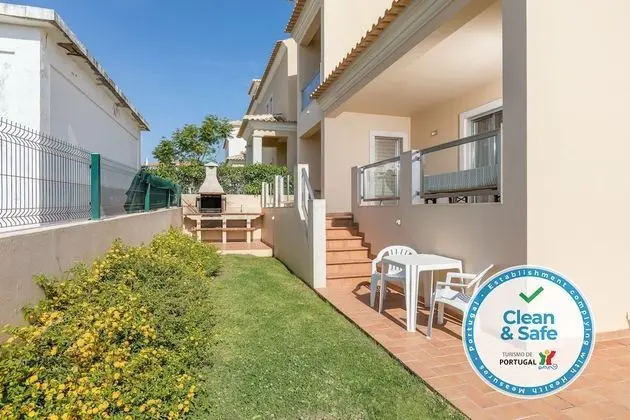 Villa, 5 Yatak Odası, Şömine
