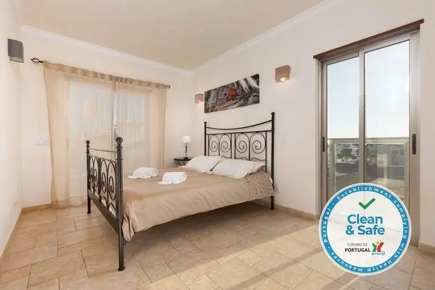 Villa, 5 Yatak Odası, Şömine