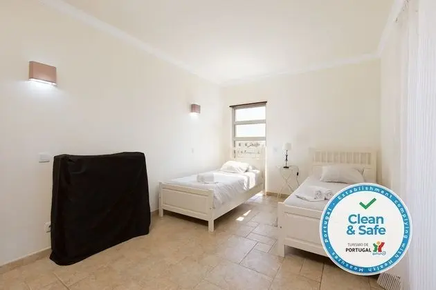 Villa, 5 Yatak Odası, Şömine