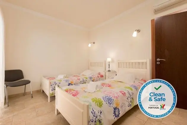 Villa, 5 Yatak Odası, Şömine