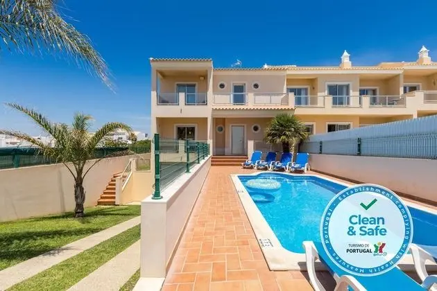 Villa, 5 Yatak Odası, Şömine