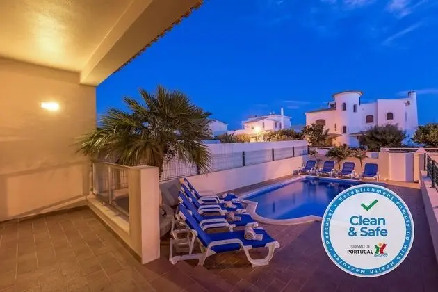 Villa, 5 Yatak Odası, Şömine
