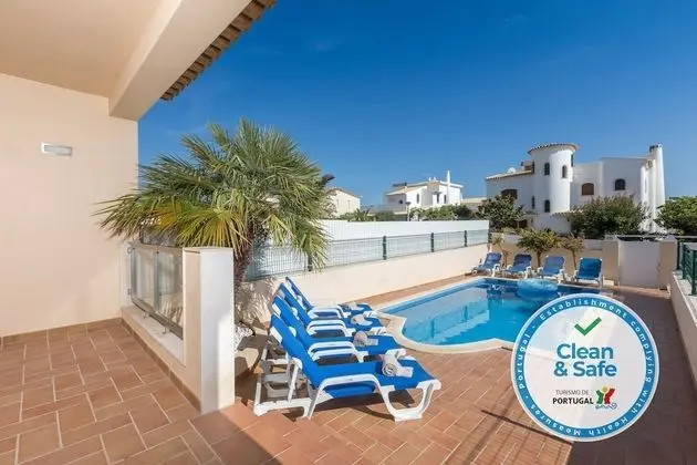 Villa, 5 Yatak Odası, Şömine