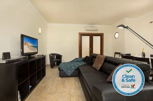 Villa, 5 Yatak Odası, Şömine