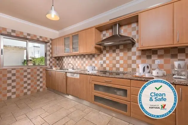 Villa, 5 Yatak Odası, Şömine
