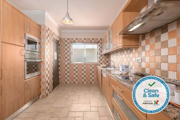 Villa, 5 Yatak Odası, Şömine
