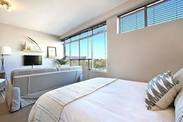 Stüdyo, 1 Büyük (Queen) Boy Yatak