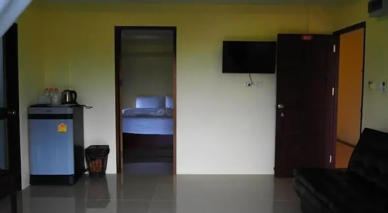 Üç Kişilik Oda, Balkon