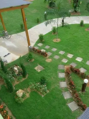 Üç Kişilik Oda, Balkon