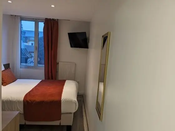 Economy Tek Büyük Yataklı Oda
