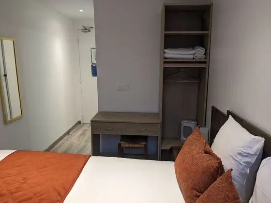 Economy Tek Büyük Yataklı Oda