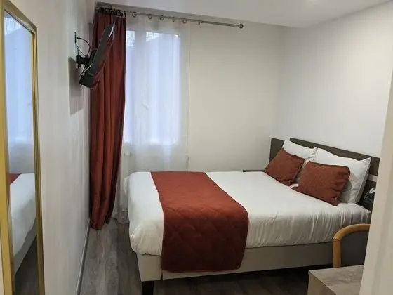 Economy Tek Büyük Yataklı Oda