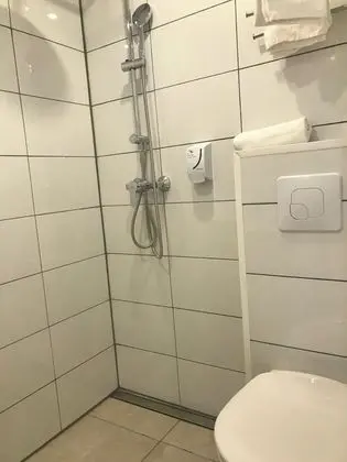 Economy Tek Büyük Yataklı Oda