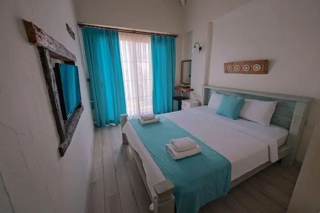 Çift Kişilik, Havuz Manzaralı, Balkonlu