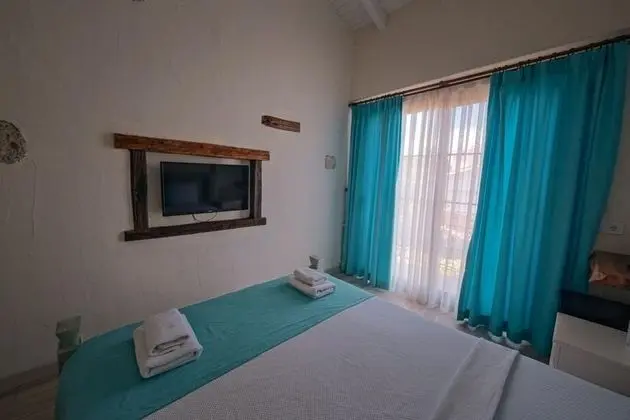 Çift Kişilik, Havuz Manzaralı, Balkonlu