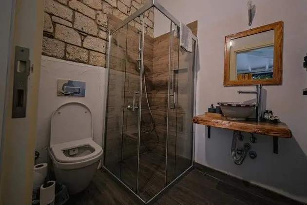 Teraslı Suit Oda, Havuz Manzaralı, Jakuzili