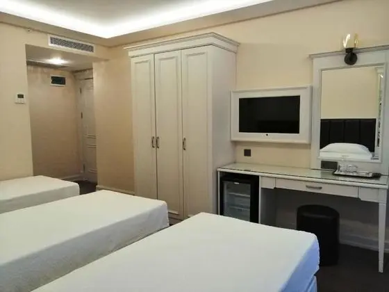 Comfort Üç Kişilik Oda, 3 Tek Kişilik Yatak