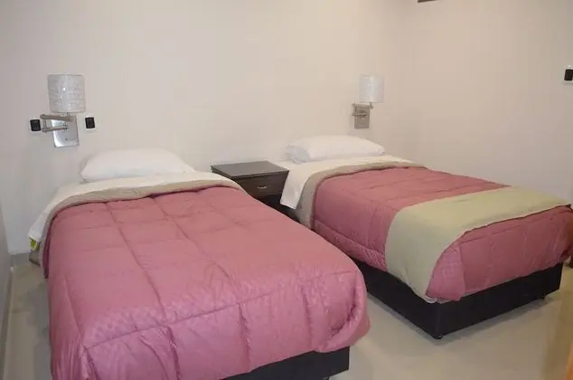 Junior Tek Büyük Yataklı Oda