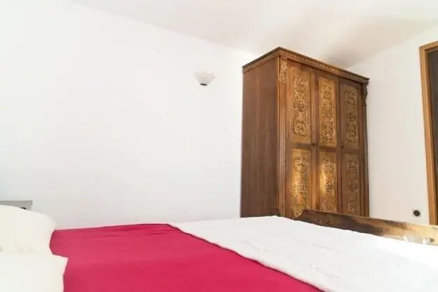 Ev (Villa More - 10m from sea - H(10))