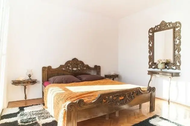 Ev (Villa More - 10m from sea - H(10))