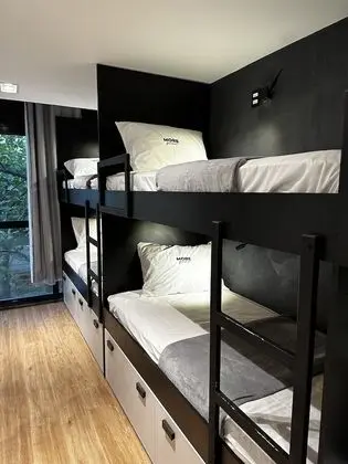 Dormitorio Misto Compartilhado 6 camas
