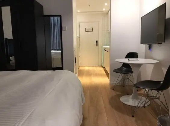 Deluxe Tek Büyük Yataklı Oda