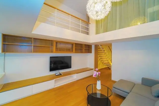 Executive Çatı Katı (Loft)