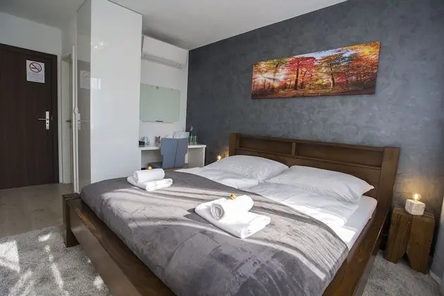 Standard Oda, 1 Büyük (Queen) Boy Yatak