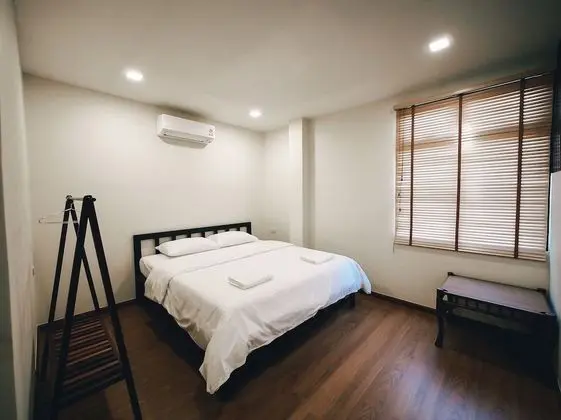 Economy Tek Büyük Yataklı Oda, Ortak Banyo