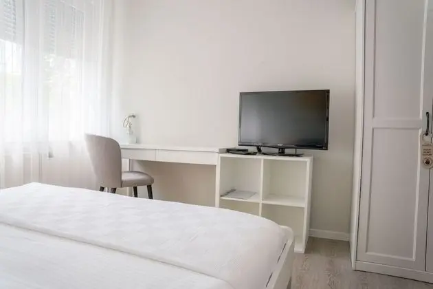 Tek Büyük Yataklı Oda, Balkon