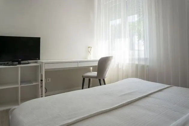 Tek Büyük Yataklı Oda, Balkon