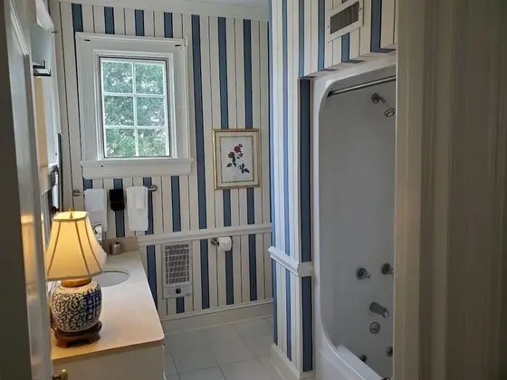 Oda, Özel Banyo (Euclid)