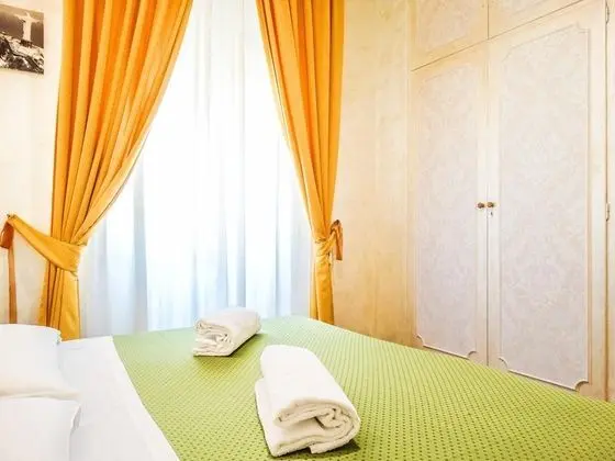 Tek Büyük veya İki Ayrı Yataklı Oda