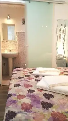 Standard Tek Büyük Yataklı Oda, 1 Çift Kişilik Yatak, Özel Banyo, Zemin Kat