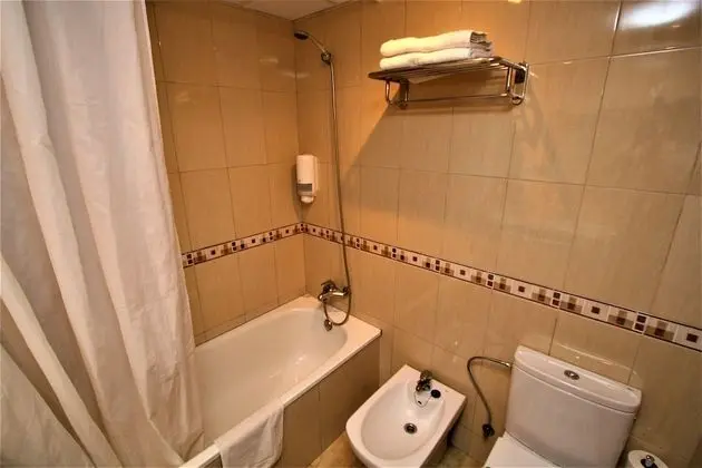 Standard Tek Büyük Yataklı Oda