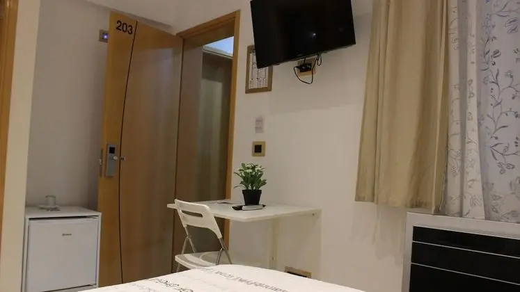 Economy Tek Büyük Yataklı Oda