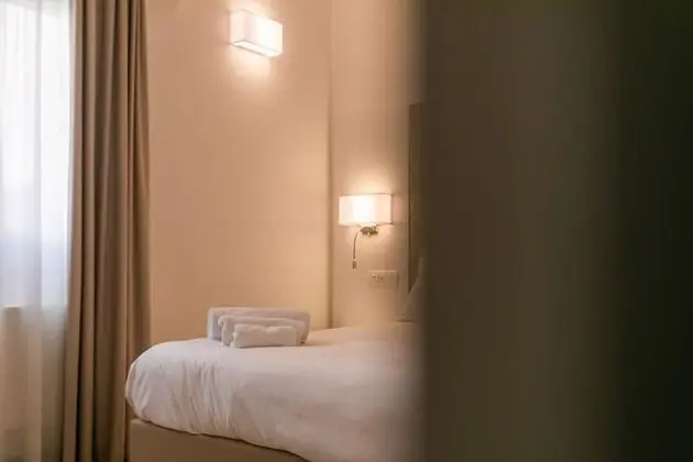 Classic Üç Kişilik Oda