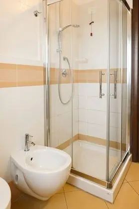 Superior Tek Büyük Yataklı Oda (Gialla)