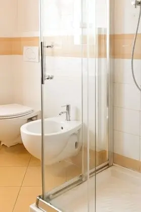 Superior Tek Büyük Yataklı Oda (Gialla)